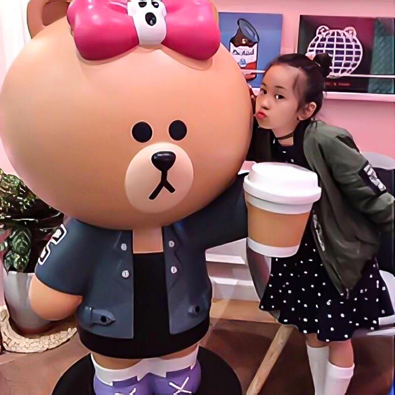 Veda o materiáli a dlhovekosť: Výber správneho kompozitu pre sochy kreslených postavičiek vo vonkajšom prostredí